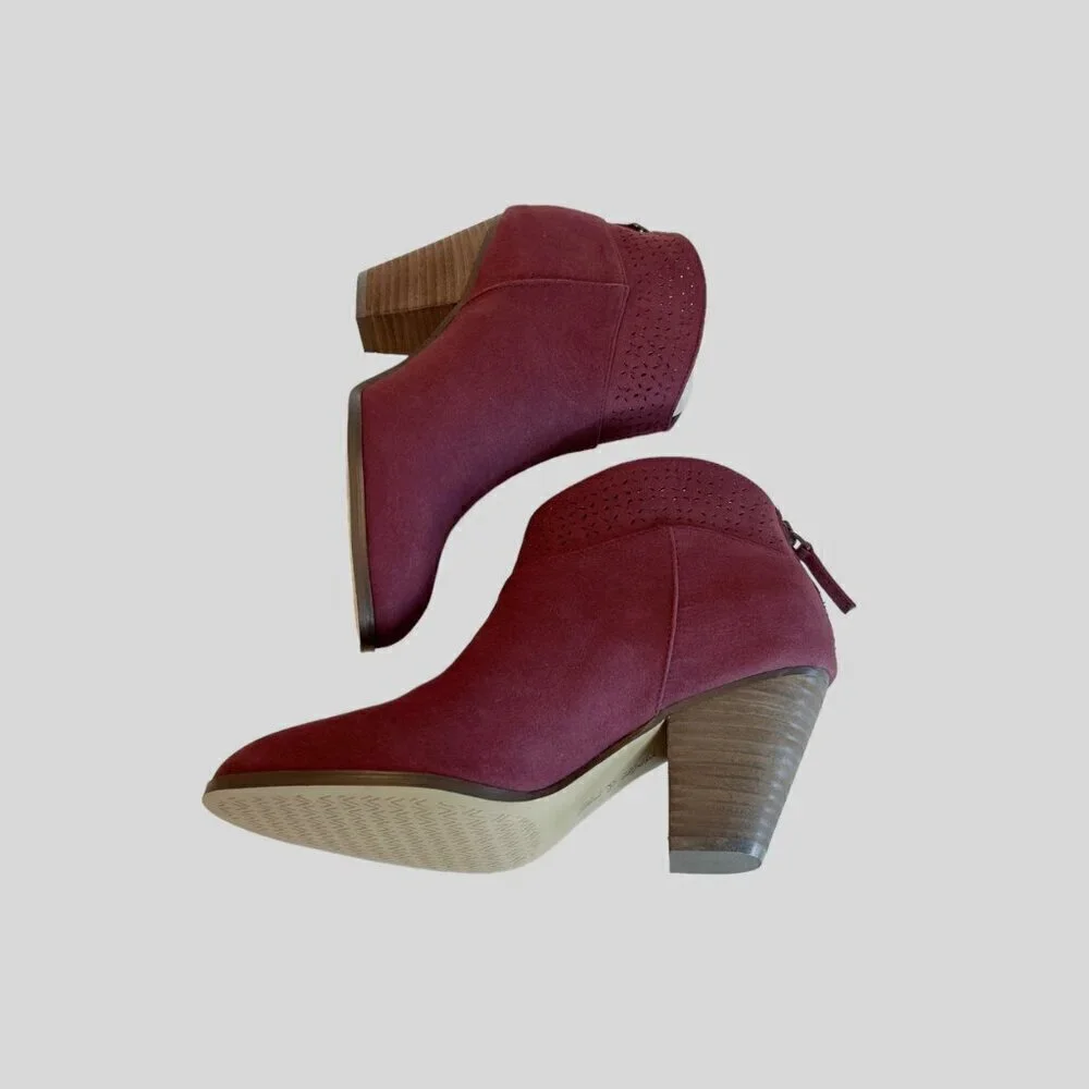 Violet & Red Women's Jackson Lazer Cut Topline Bootie Burgundy Size 10 NWT
